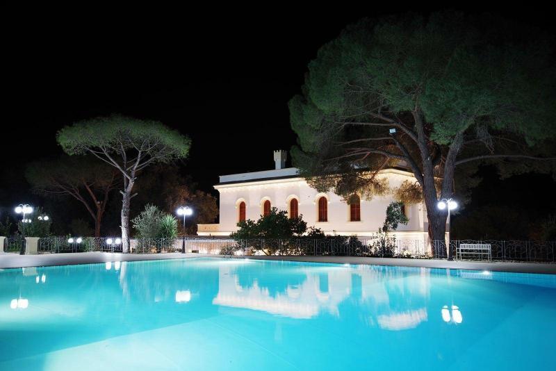 Le Scuderie Di Villa Ravenna Sannicola Exteriér fotografie