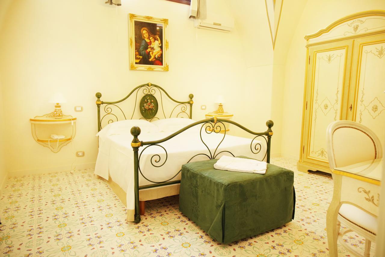 Le Scuderie Di Villa Ravenna Sannicola Exteriér fotografie