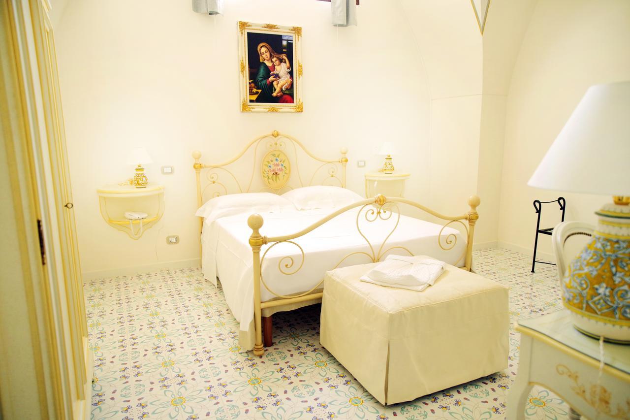 Le Scuderie Di Villa Ravenna Sannicola Exteriér fotografie